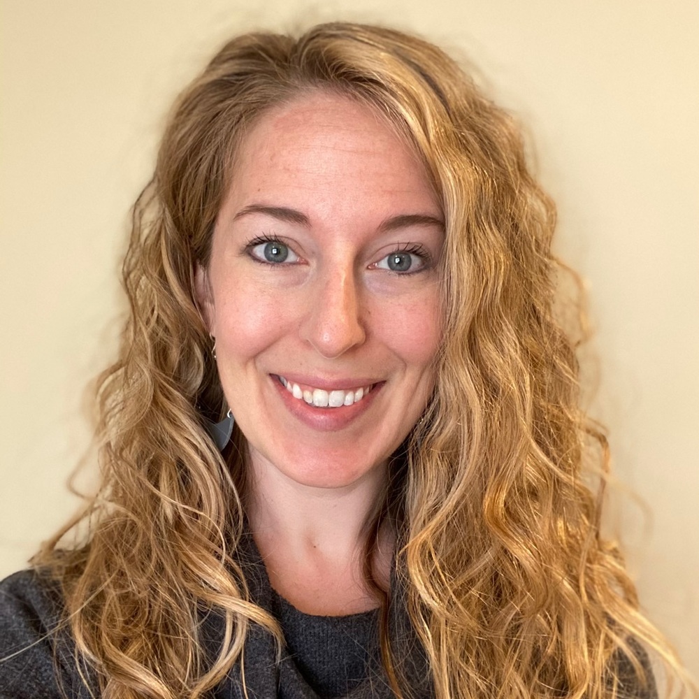 Meet your Posher, Andrea